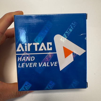 Airtac 4H330E-08: Hand Valve. Toggle Style - 4H330E08T